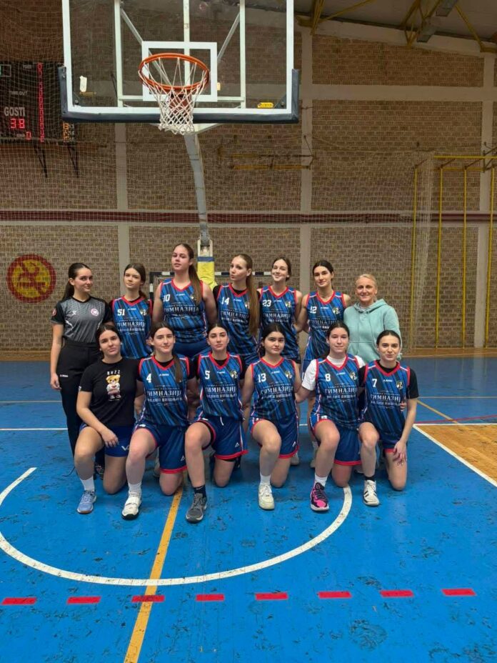 Djevojke bijeljinske gimnazije prve, muškarci drugi na Gradskom takmičenju u košarci (foto)