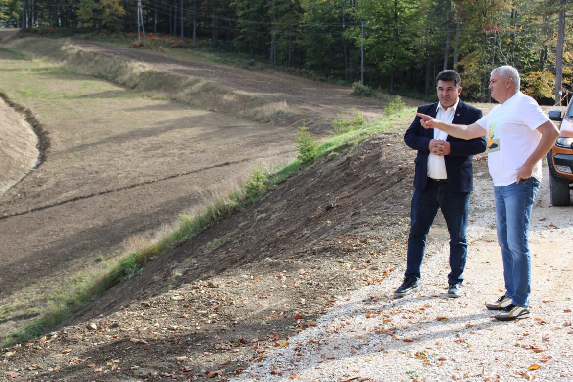 LOPARE: NASTAVLJENI RADOVI NA BUSIJI (foto)