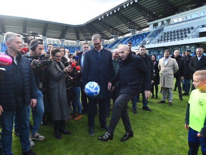 Džajić otvorio novoizgrađeni stadion u Loznici, ceremoniji prisustvovao Vučić