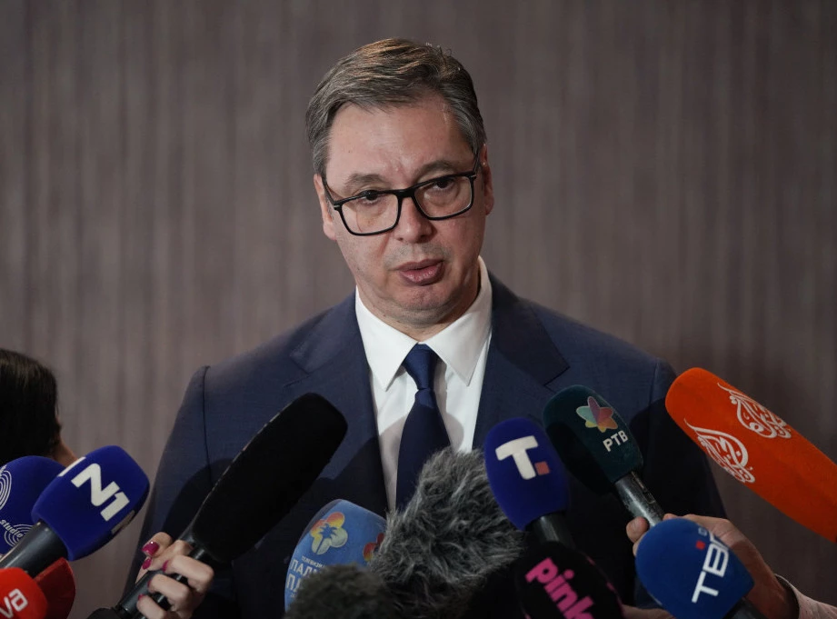 Vučić raspisao parlamentarne izbore za 17. decembar