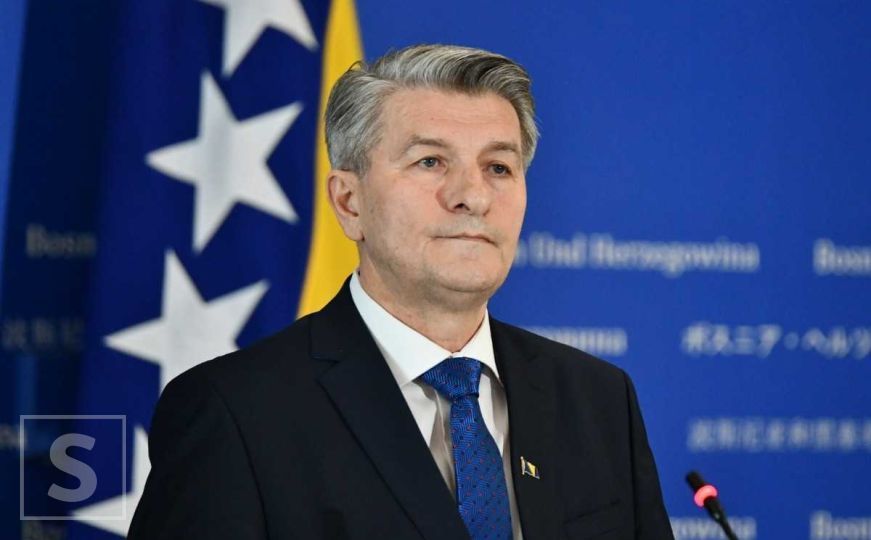 MEHMEDOVIĆ: Prelaskom na domen u Srbiji, „Srpska je već virtuelno u Srbiji“