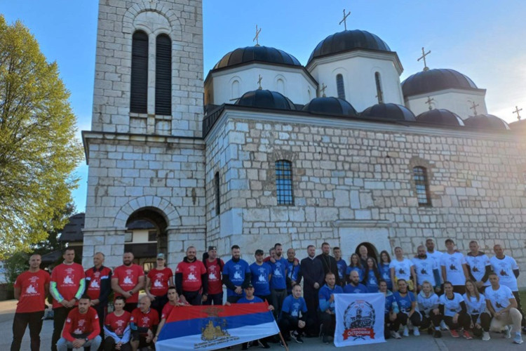 Sa Romanije 33 hodočasnika krenula ka manastiru Ostrog