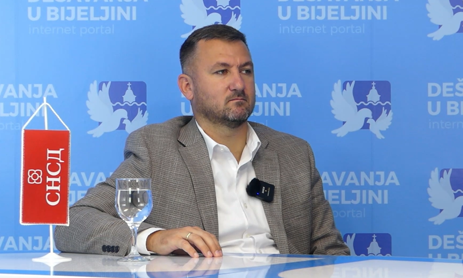 OSTOJIĆ: SNSD daje prostor gradonačelniku BIjeljine za formiranje skupštinske većine (video)